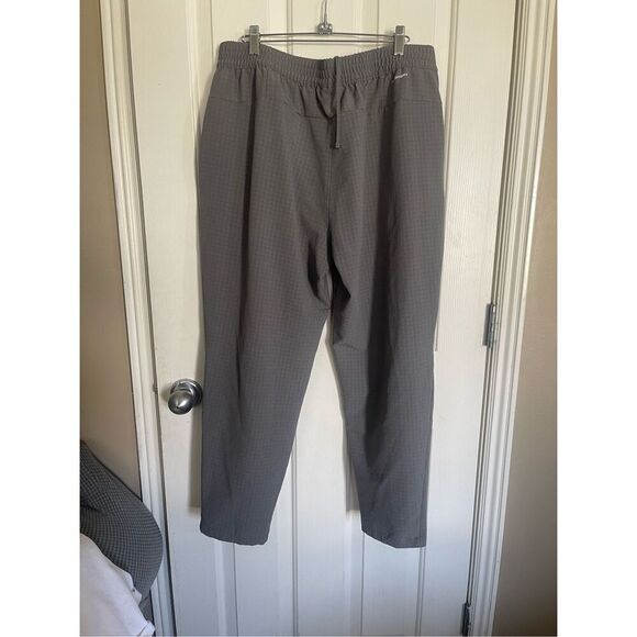 The North Face MensGrey Flash Dry Crop Outdoor Tekware Grid Pants Size Large - Picture 10 of 10